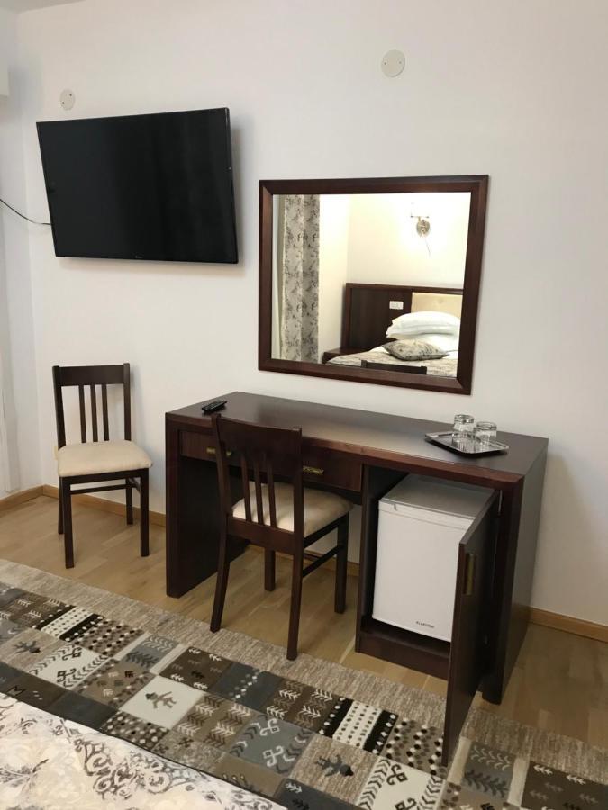 Casa Pino Hotel Brasov Ngoại thất bức ảnh