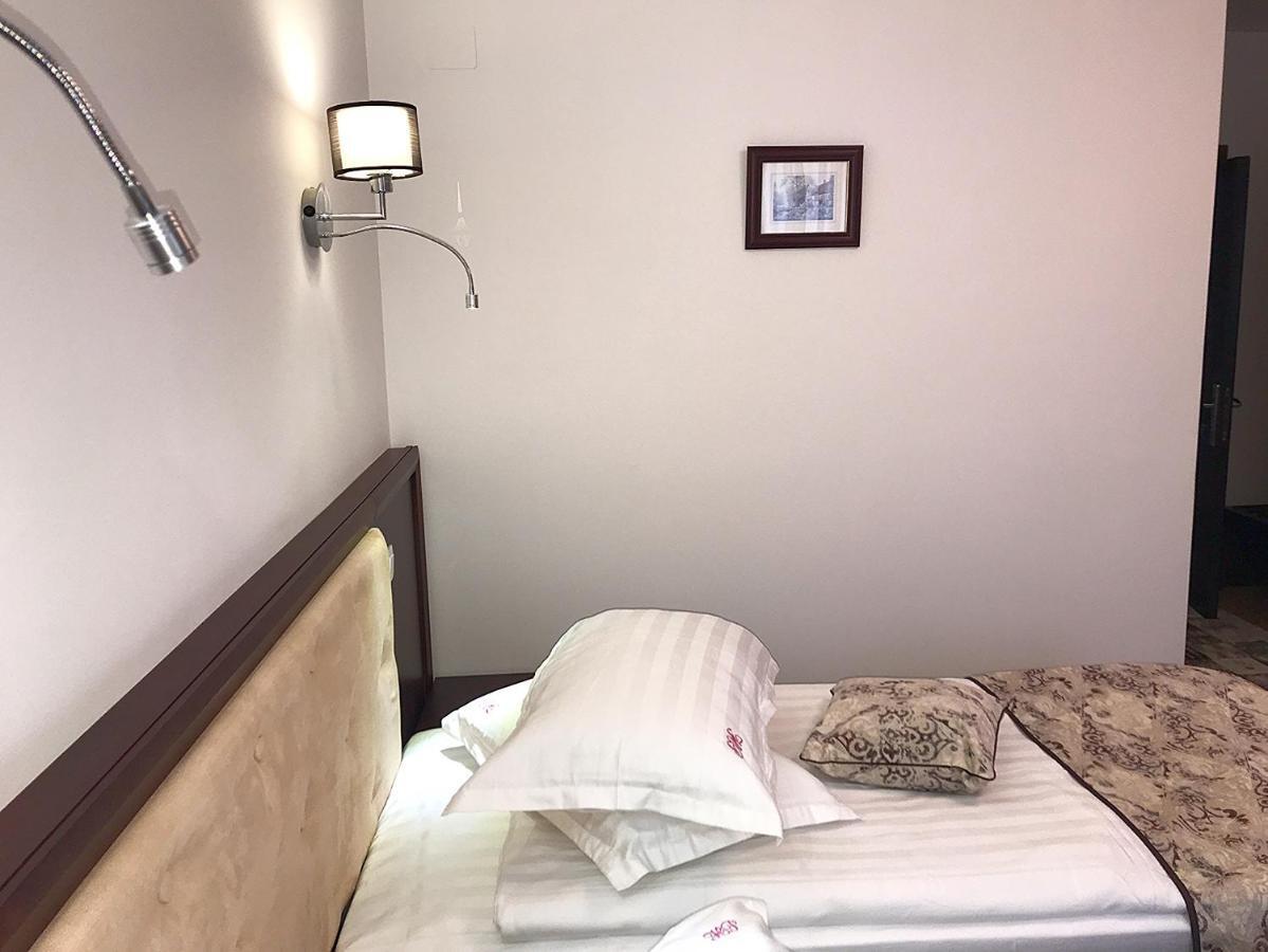 Casa Pino Hotel Brasov Ngoại thất bức ảnh