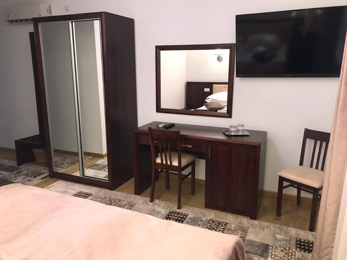 Casa Pino Hotel Brasov Ngoại thất bức ảnh